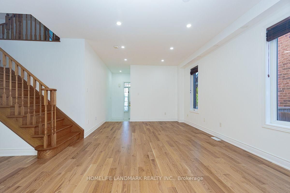 15 Chokecherry Crescent • Markham, ON photo 4