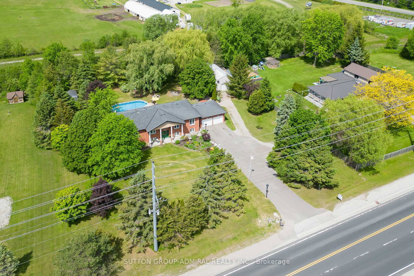 6776 County Road 10 • Essa, ON photo 37