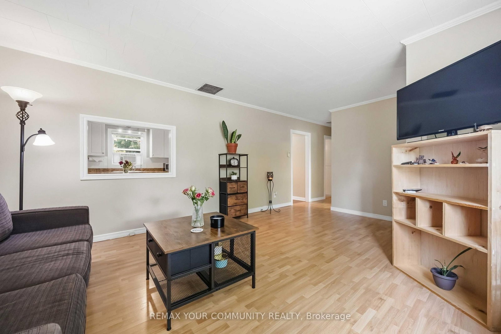 15 Georgina Street • Georgina, ON photo 11