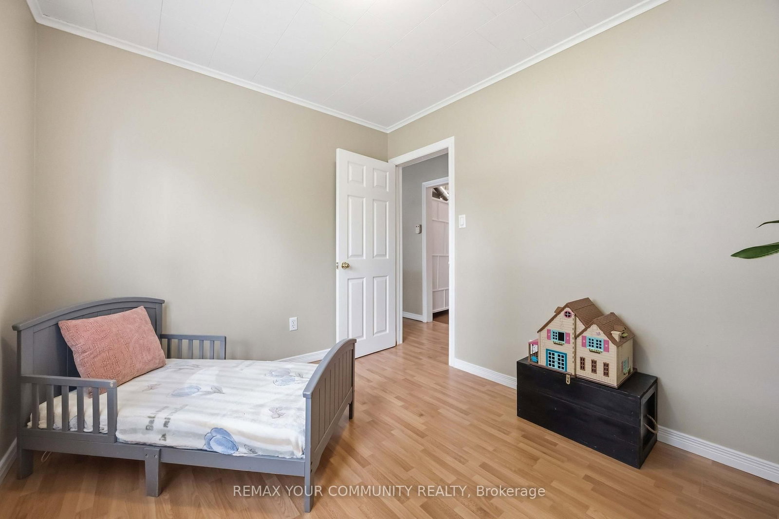 15 Georgina Street • Georgina, ON photo 24