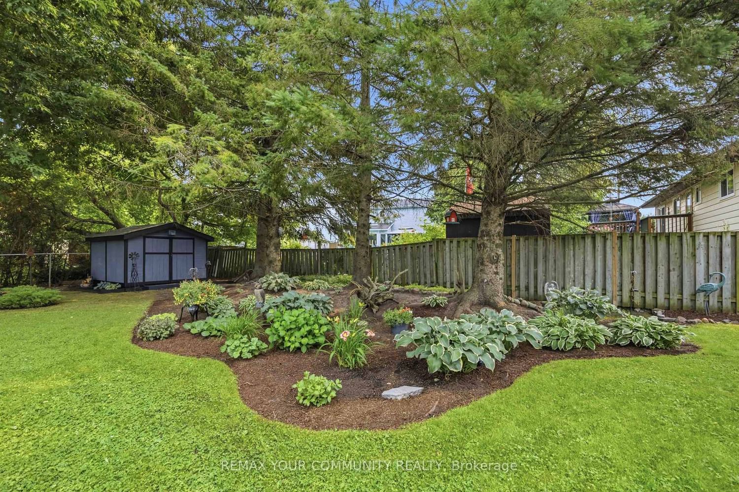 15 Georgina Street • Georgina, ON photo 40