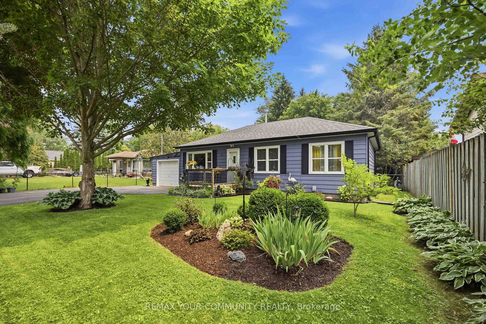15 Georgina Street • Georgina, ON photo 5