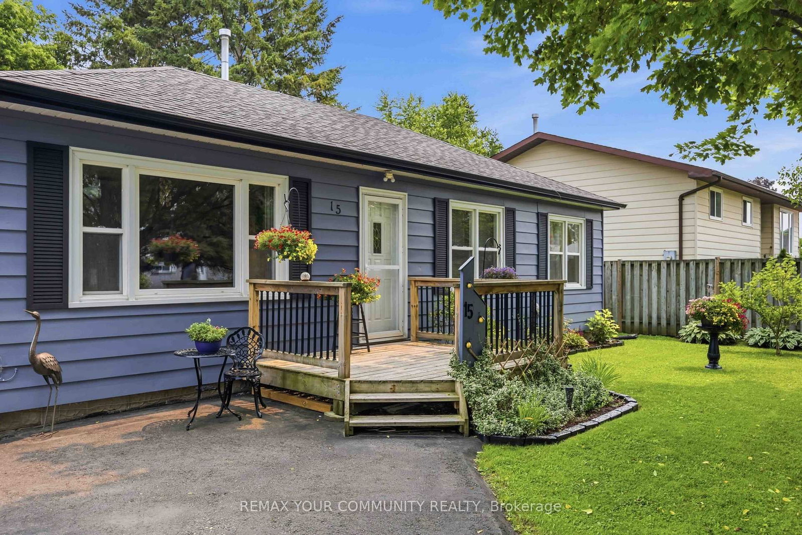 15 Georgina Street • Georgina, ON photo 6