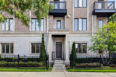 8 Mildred Temple Way • Markham, ON photo 3