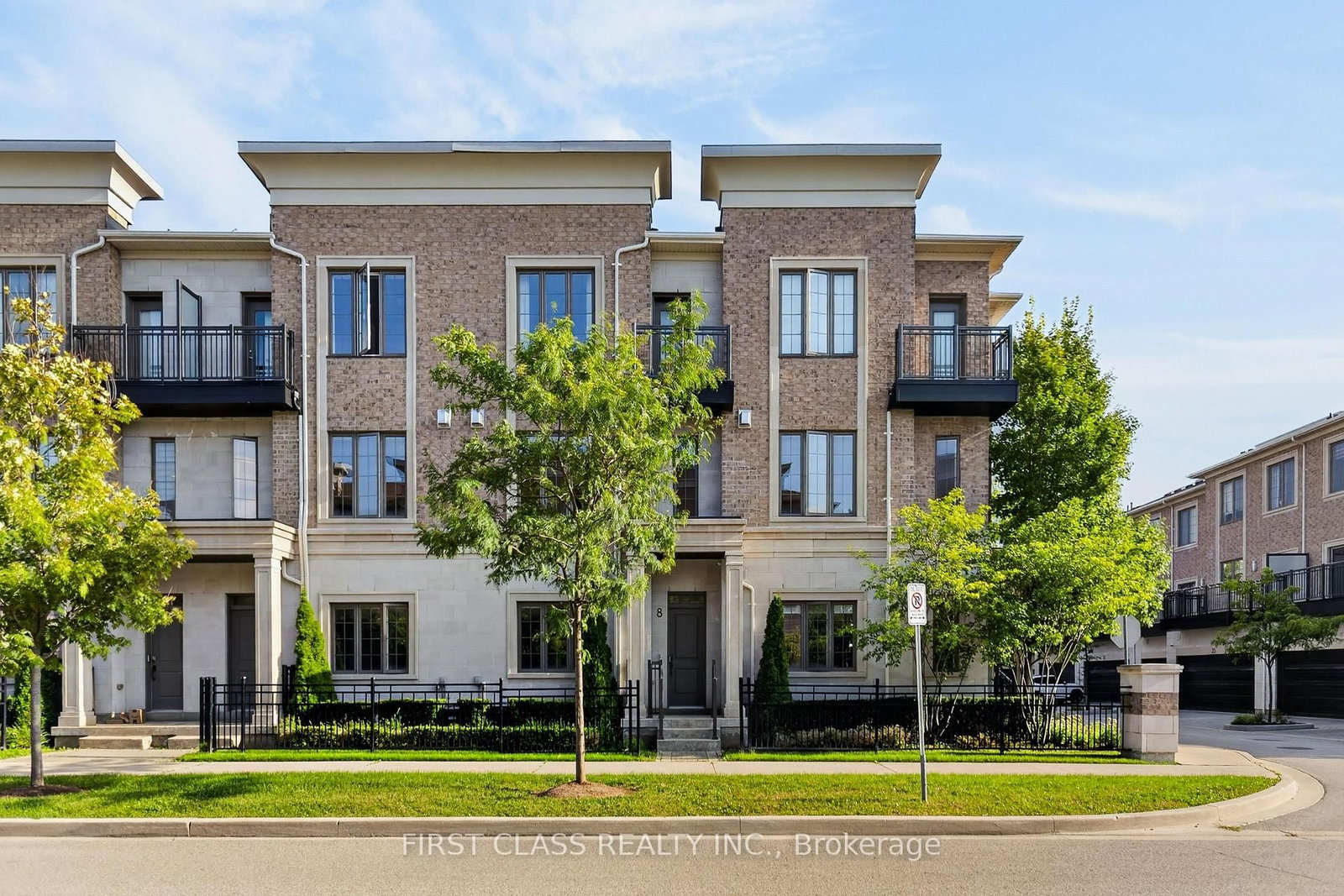 8 Mildred Temple Way • Markham, ON photo 33