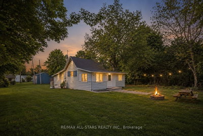 68 Farley Circle • Georgina, ON photo 2