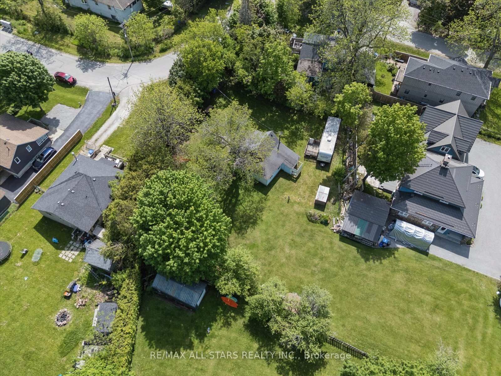 68 Farley Circle • Georgina, ON photo 33