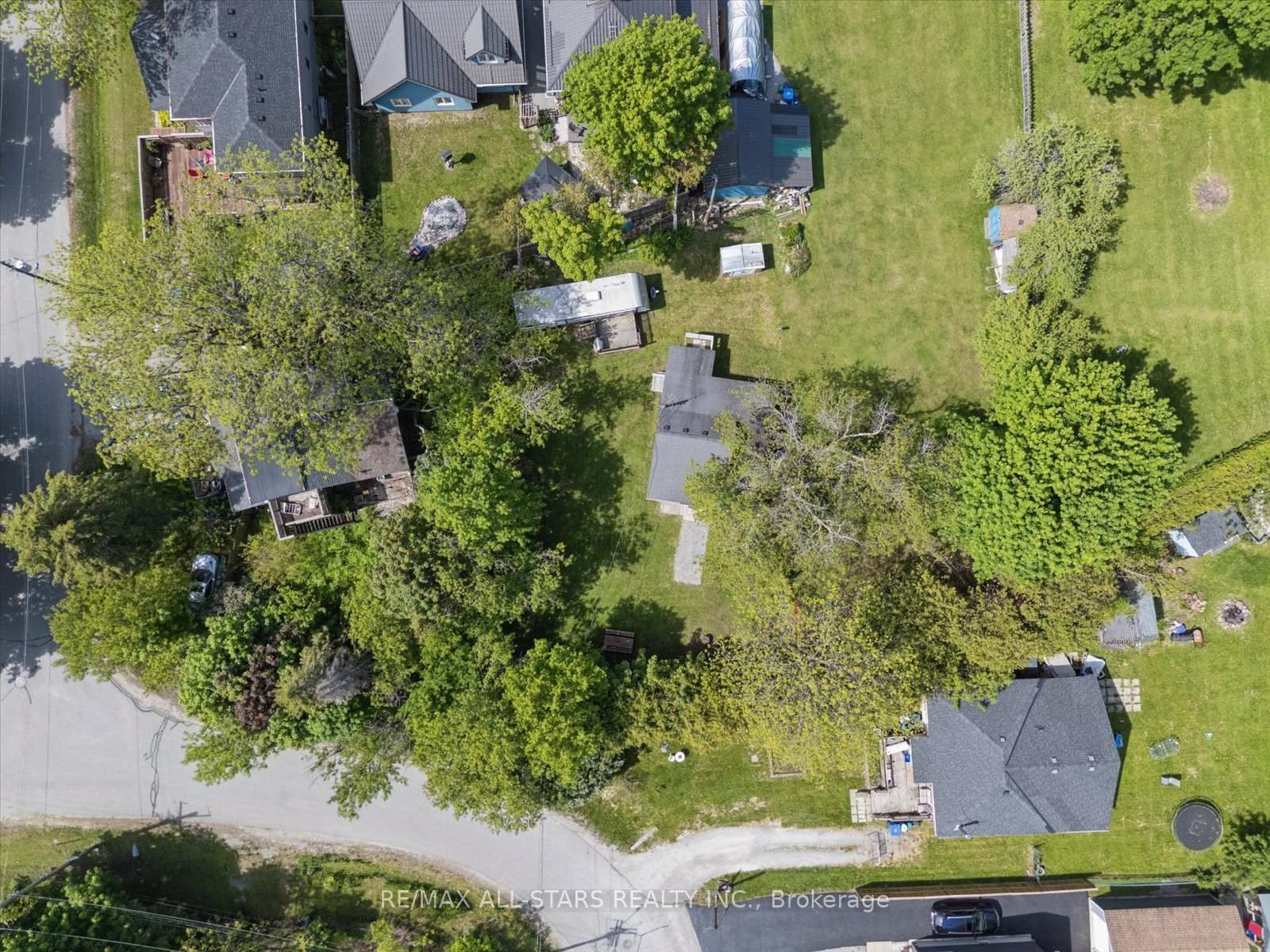 68 Farley Circle • Georgina, ON photo 36
