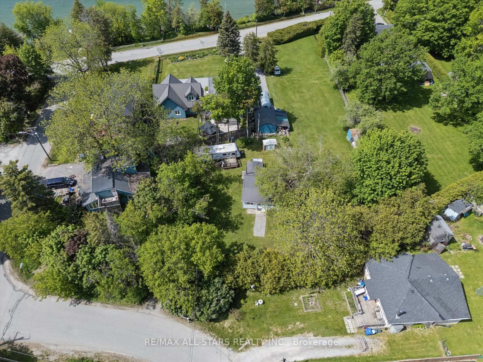 68 Farley Circle • Georgina, ON photo 37
