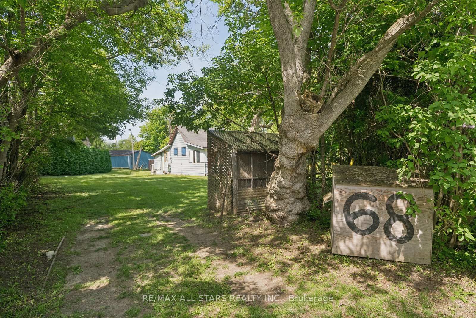 68 Farley Circle • Georgina, ON photo 8