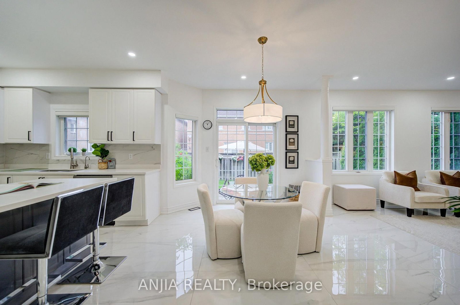 203 Fred Mclaren Boulevard • Markham, ON photo 10