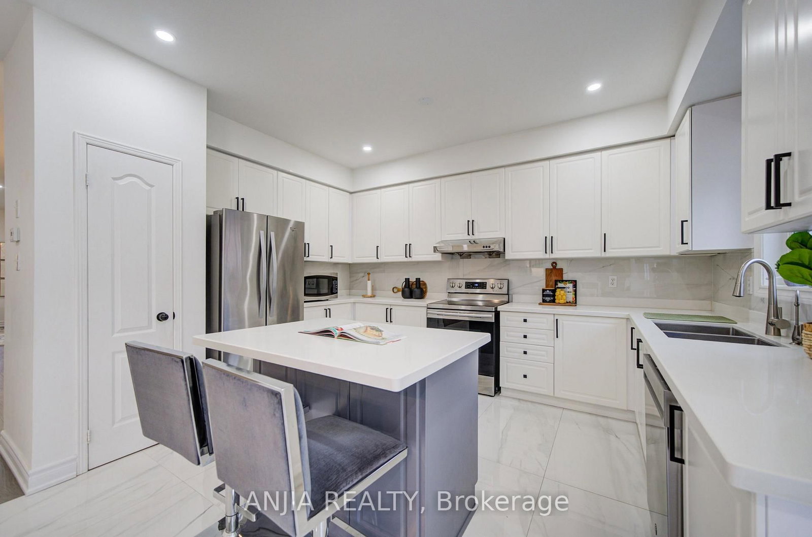 203 Fred Mclaren Boulevard • Markham, ON photo 14