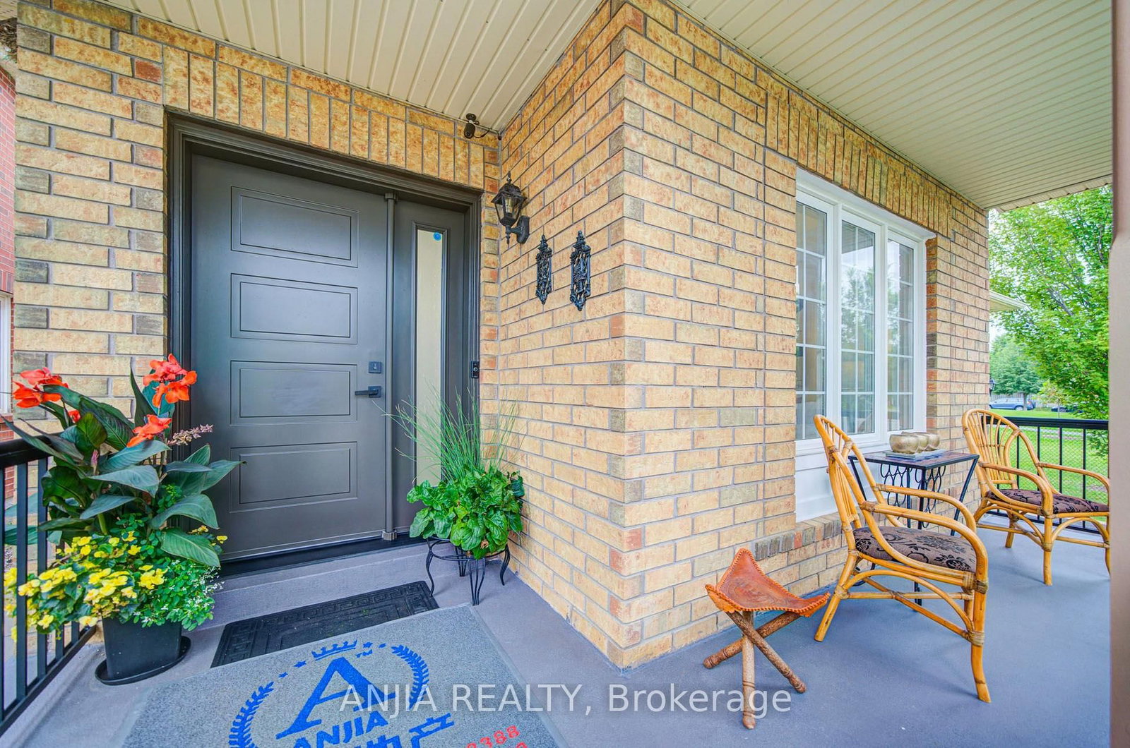 203 Fred Mclaren Boulevard • Markham, ON photo 3
