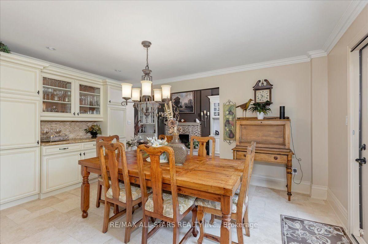1824 Mount Albert Side Road • East Gwillimbury, ON photo 14