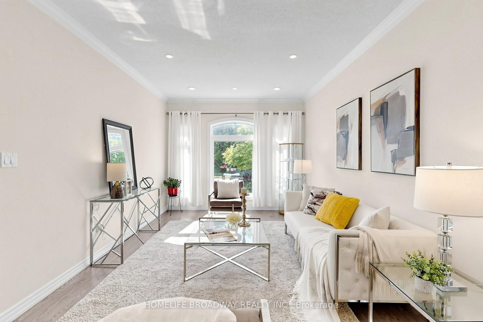 143 Village Gate Drive • Markham, ON photo 2