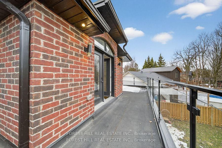 2019 Lilac Drive • Innisfil, ON photo 12
