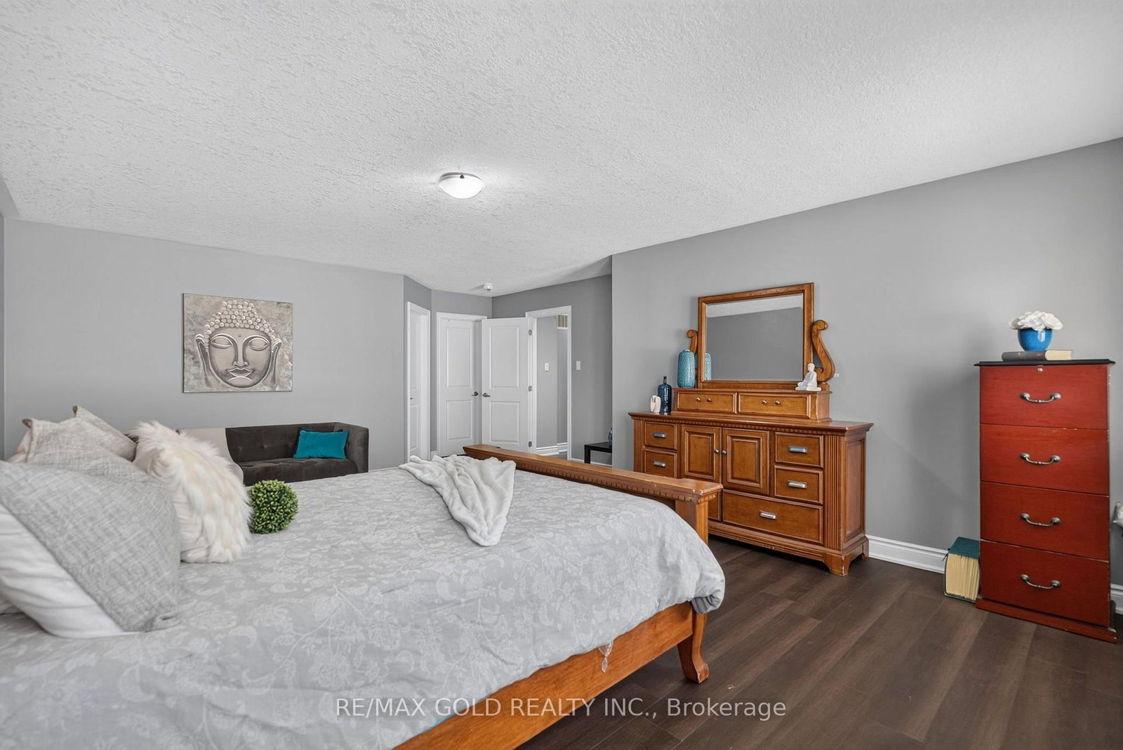 11 Jones Street • New Tecumseth, ON photo 16