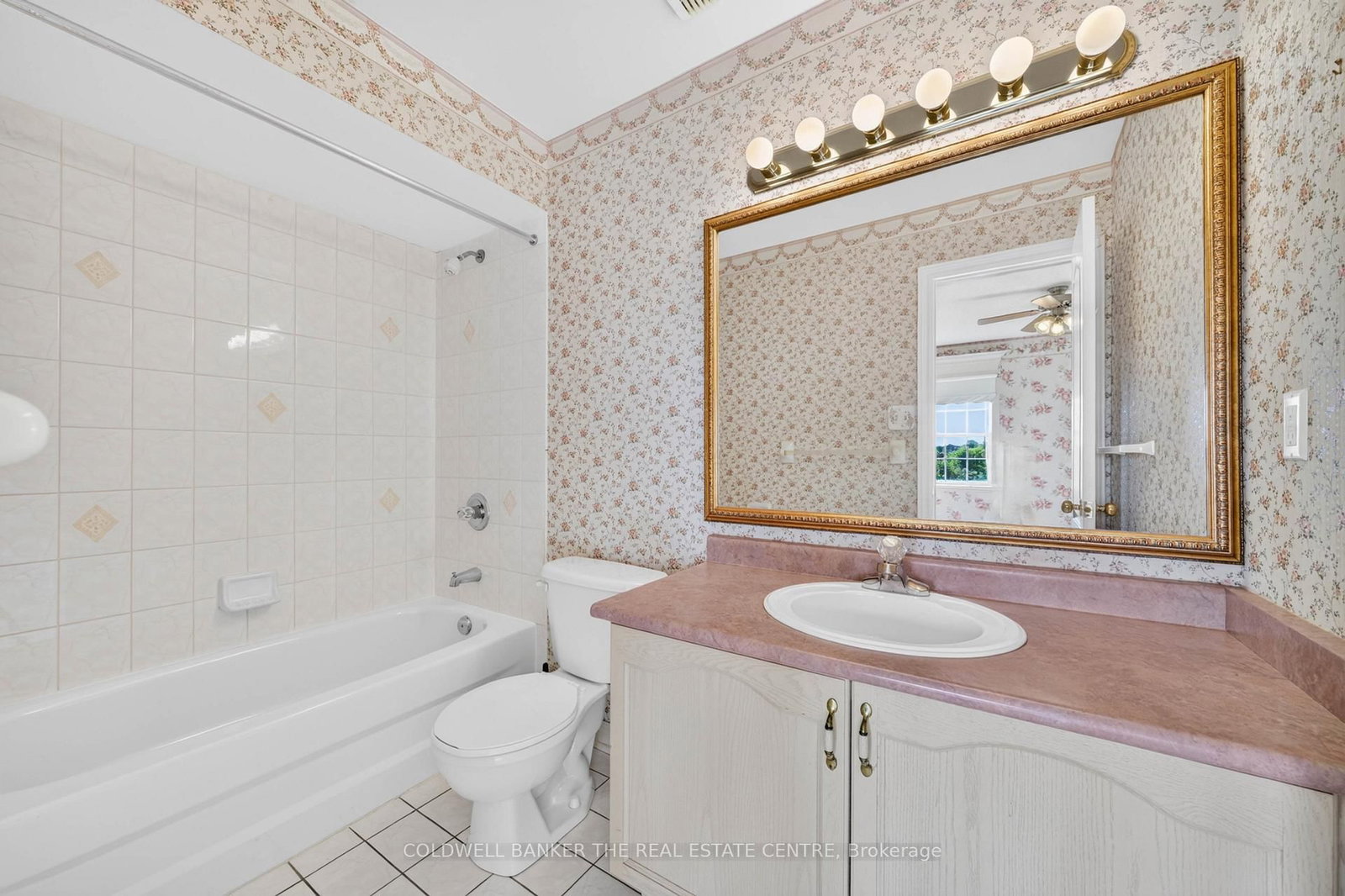 14 Milloy Place • Aurora, ON photo 17