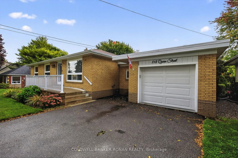 home for sale on 118 Queen Street