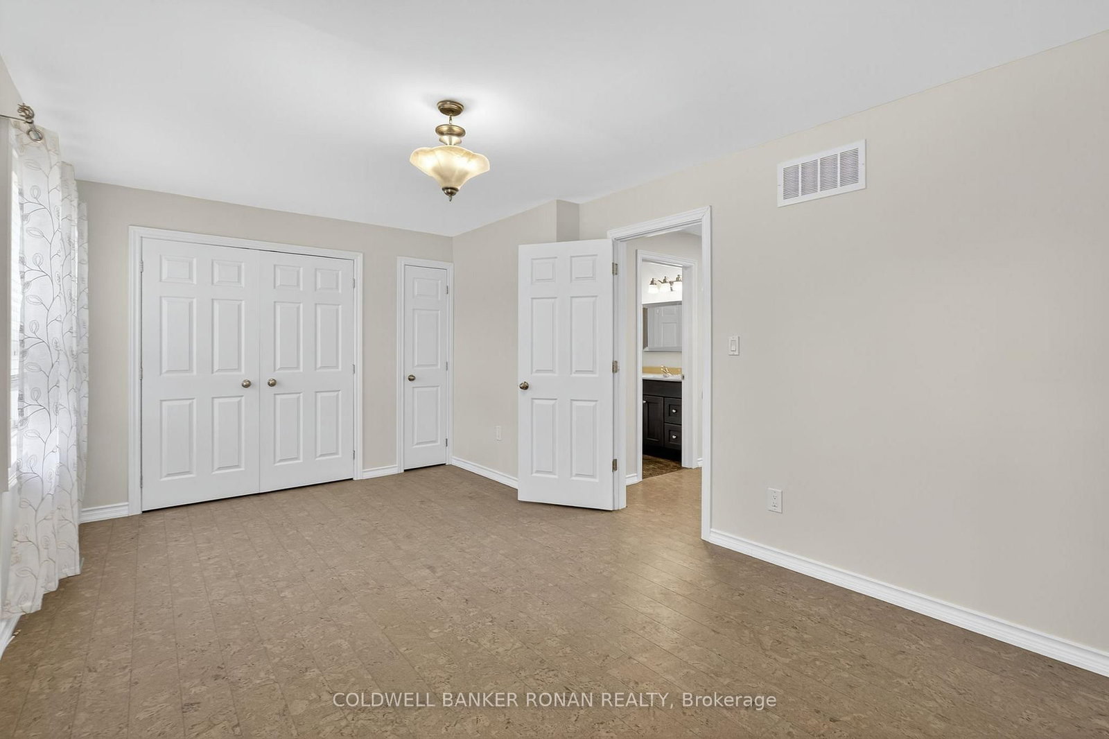 118 Queen Street • Bradford West Gwillimbury, ON photo 16