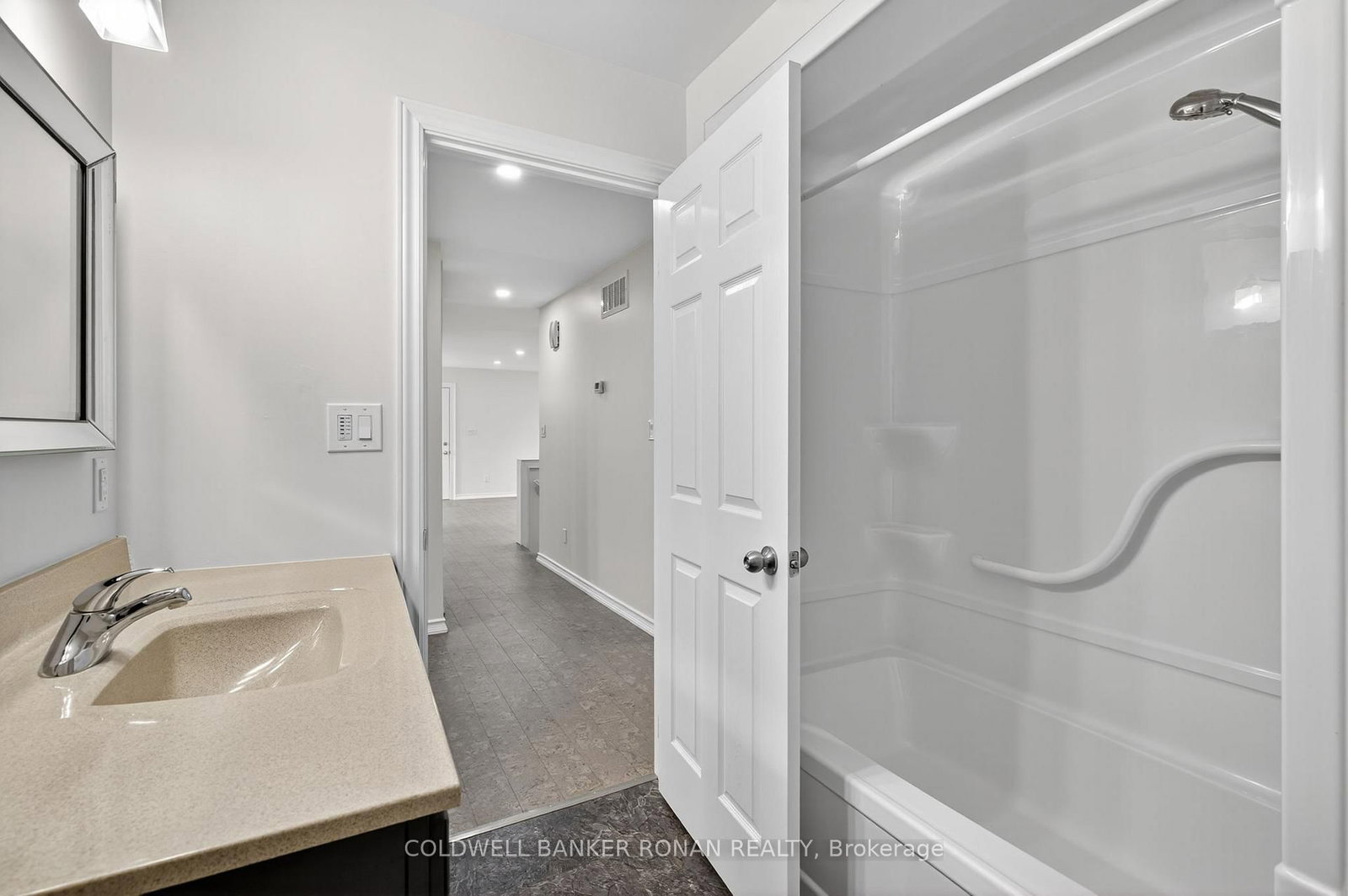 118 Queen Street • Bradford West Gwillimbury, ON photo 22