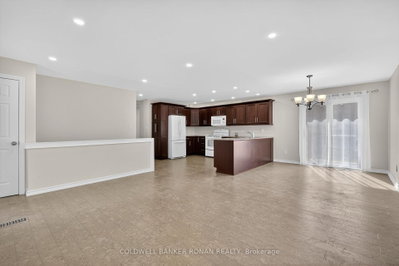 118 Queen Street • Bradford West Gwillimbury, ON photo 5