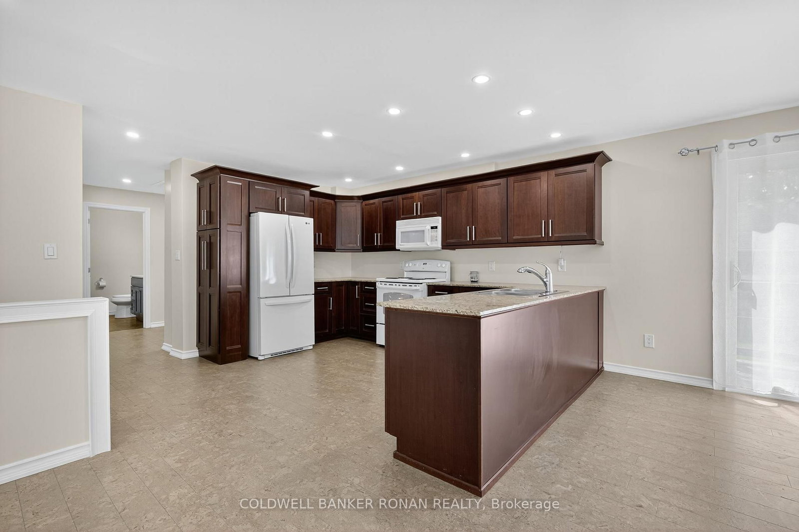118 Queen Street • Bradford West Gwillimbury, ON photo 6