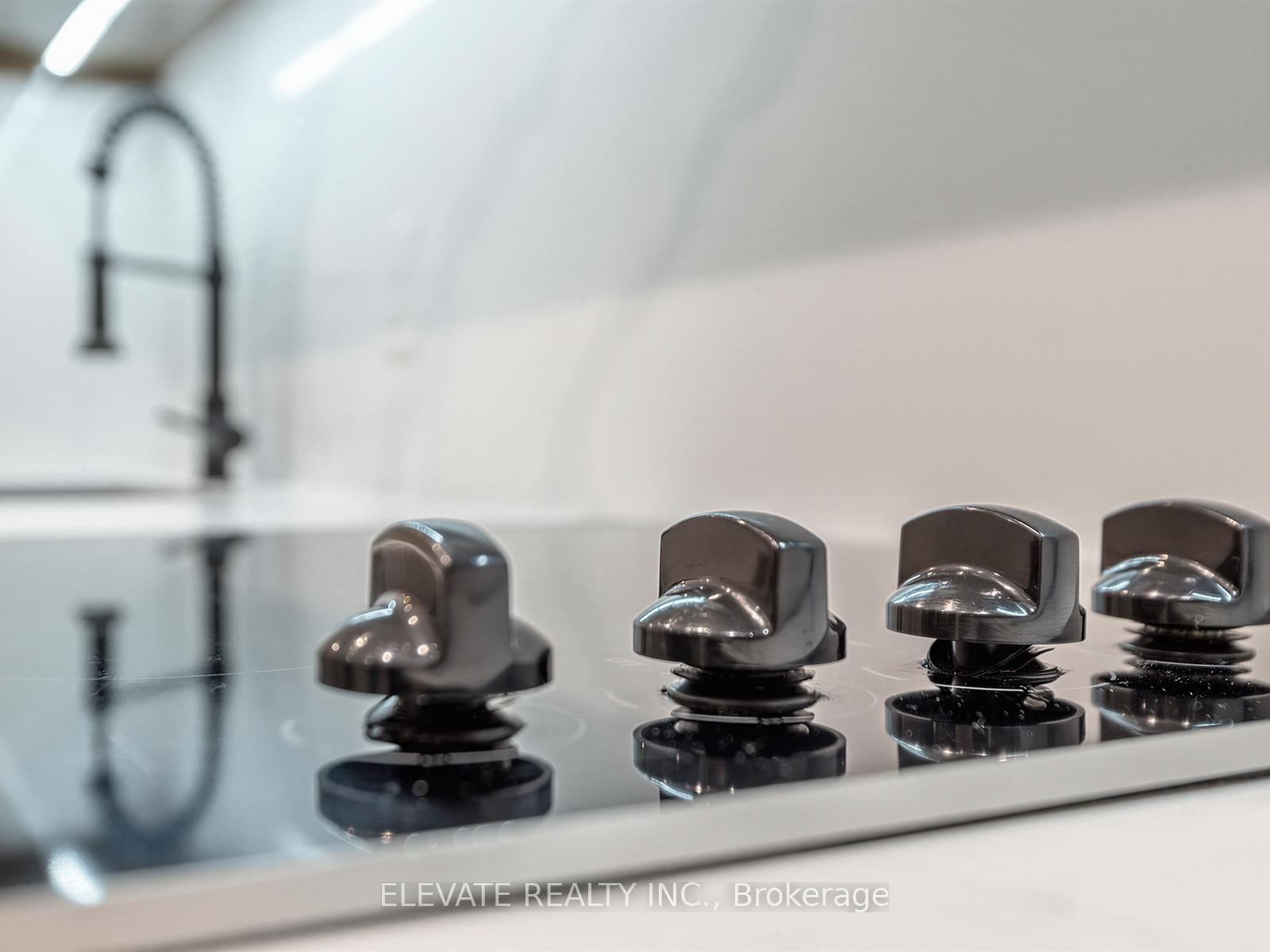 18 Uptown Drive • #229 • Markham, ON photo 9