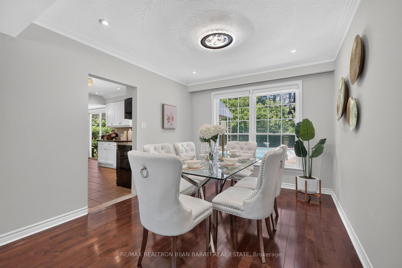 215 Grandview Avenue • Markham, ON photo 10