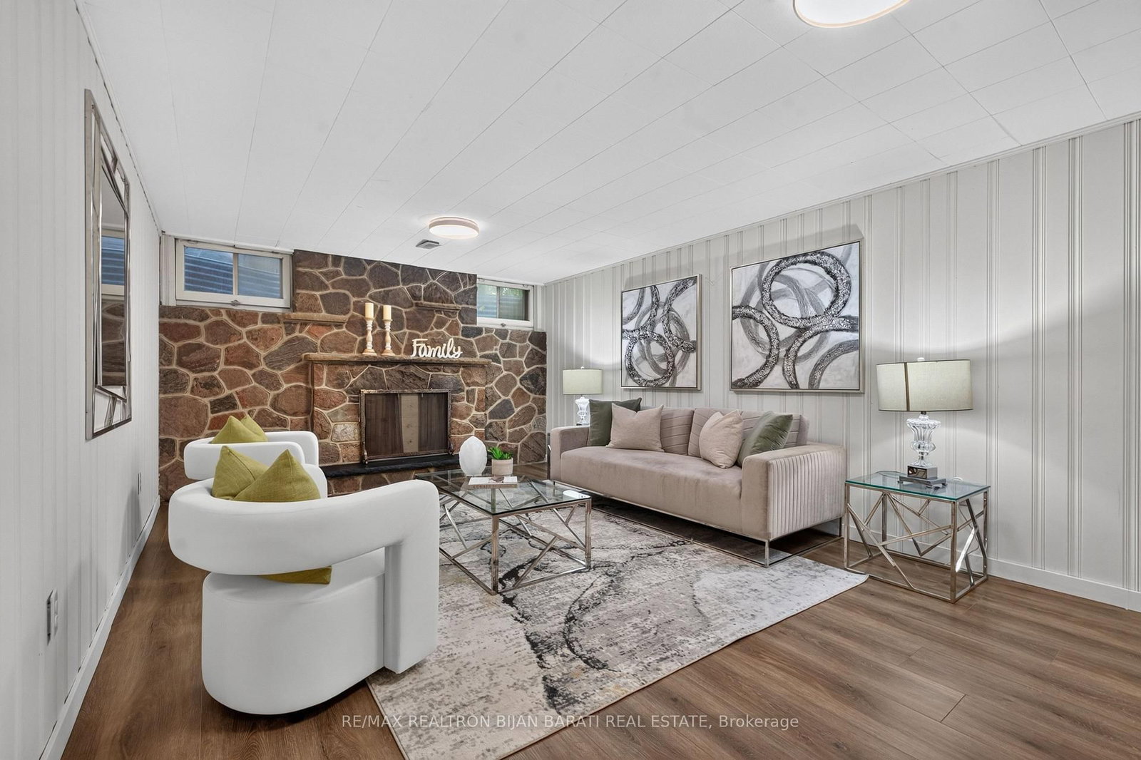 215 Grandview Avenue • Markham, ON photo 36