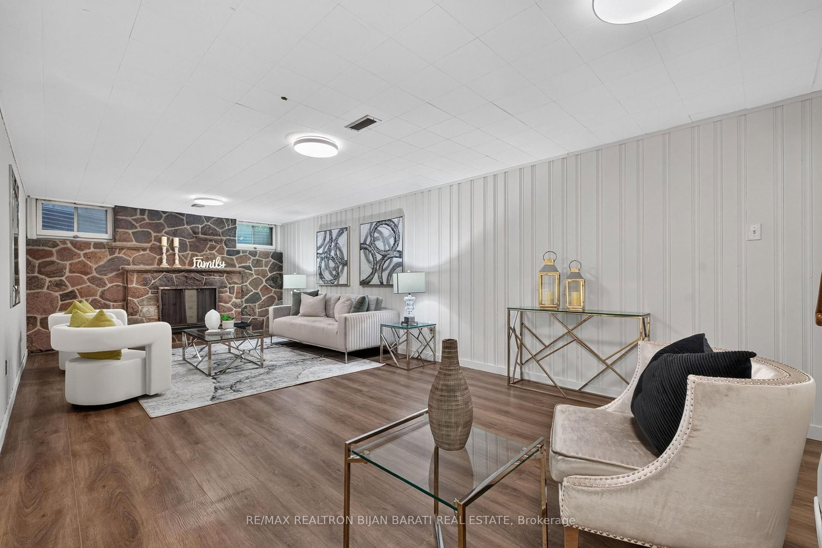 215 Grandview Avenue • Markham, ON photo 37