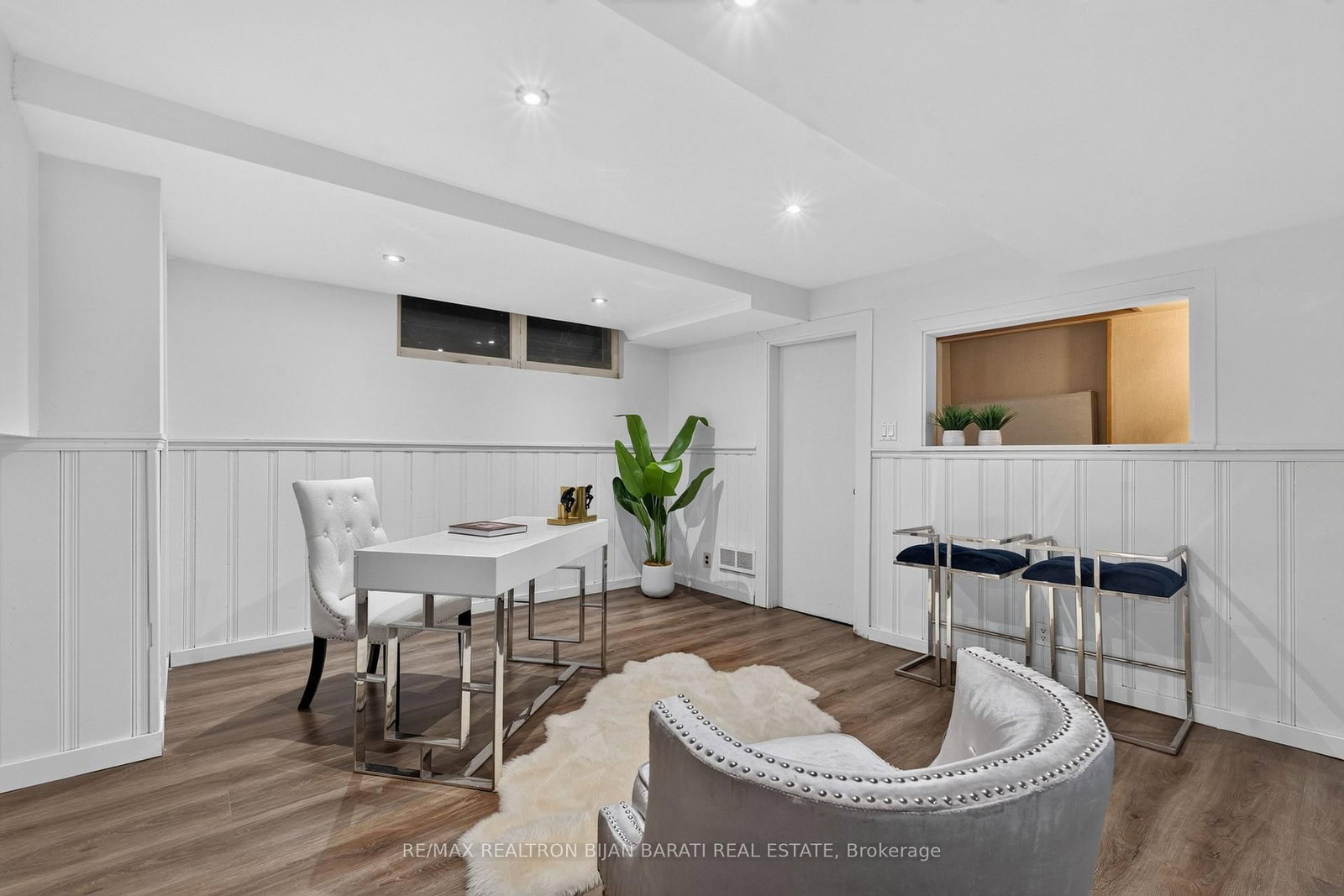 215 Grandview Avenue • Markham, ON photo 40