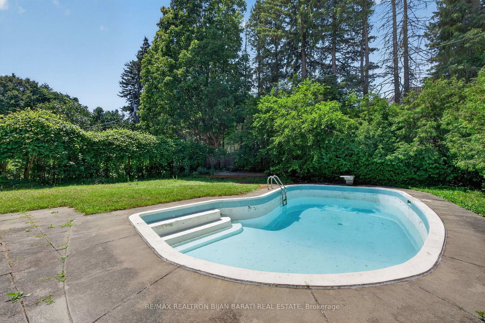 215 Grandview Avenue • Markham, ON photo 45