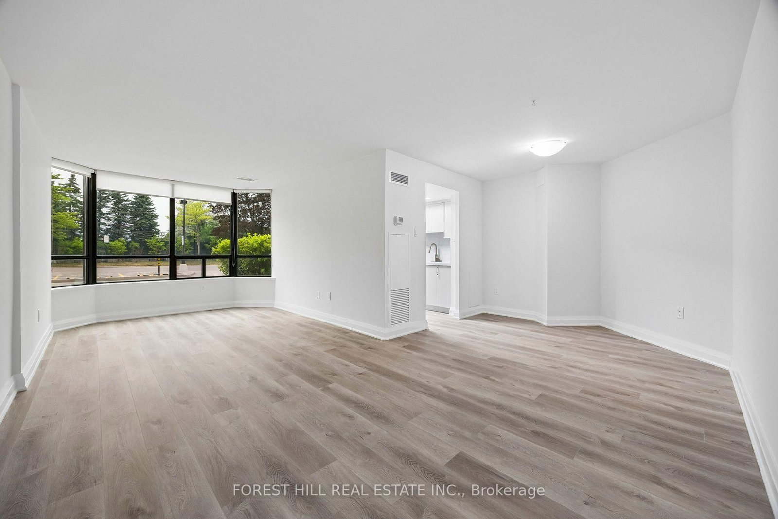 7420 Bathurst Street • #101 • Vaughan, ON photo 2
