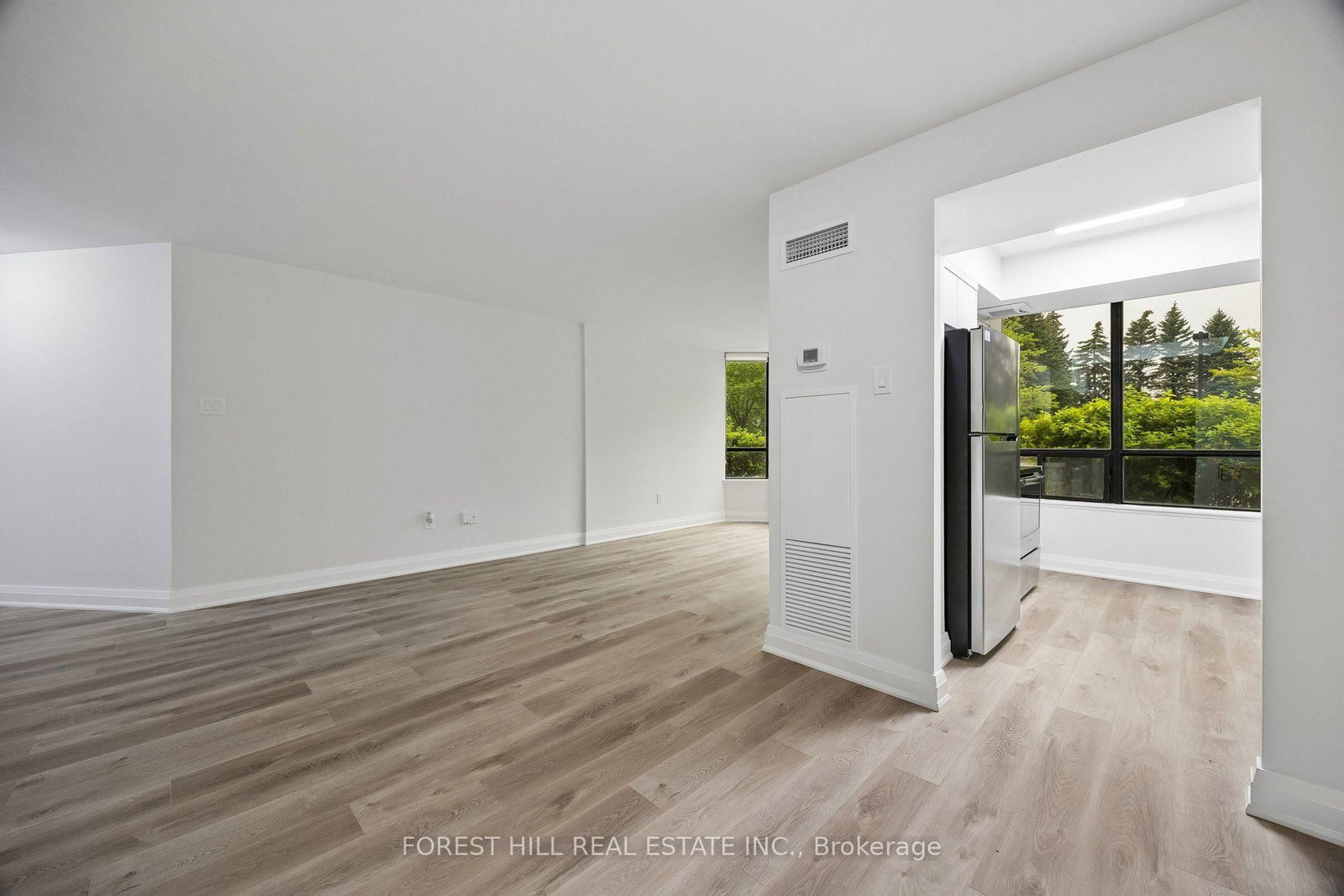 7420 Bathurst Street • #101 • Vaughan, ON photo 4