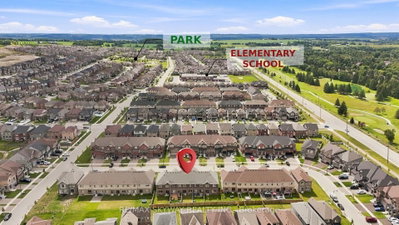 60 Lorne Thomas Place • New Tecumseth, ON photo 2
