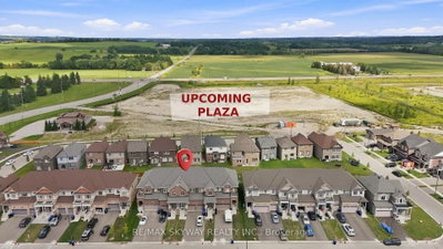 60 Lorne Thomas Place • New Tecumseth, ON photo 7