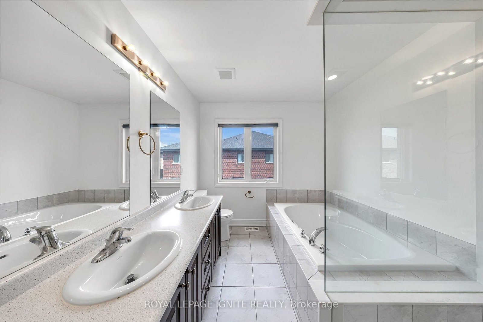 9 Alan Williams Trail • Uxbridge, ON photo 37