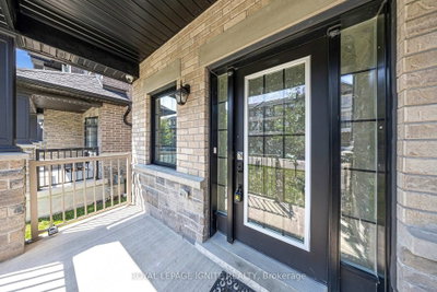 9 Alan Williams Trail • Uxbridge, ON photo 4