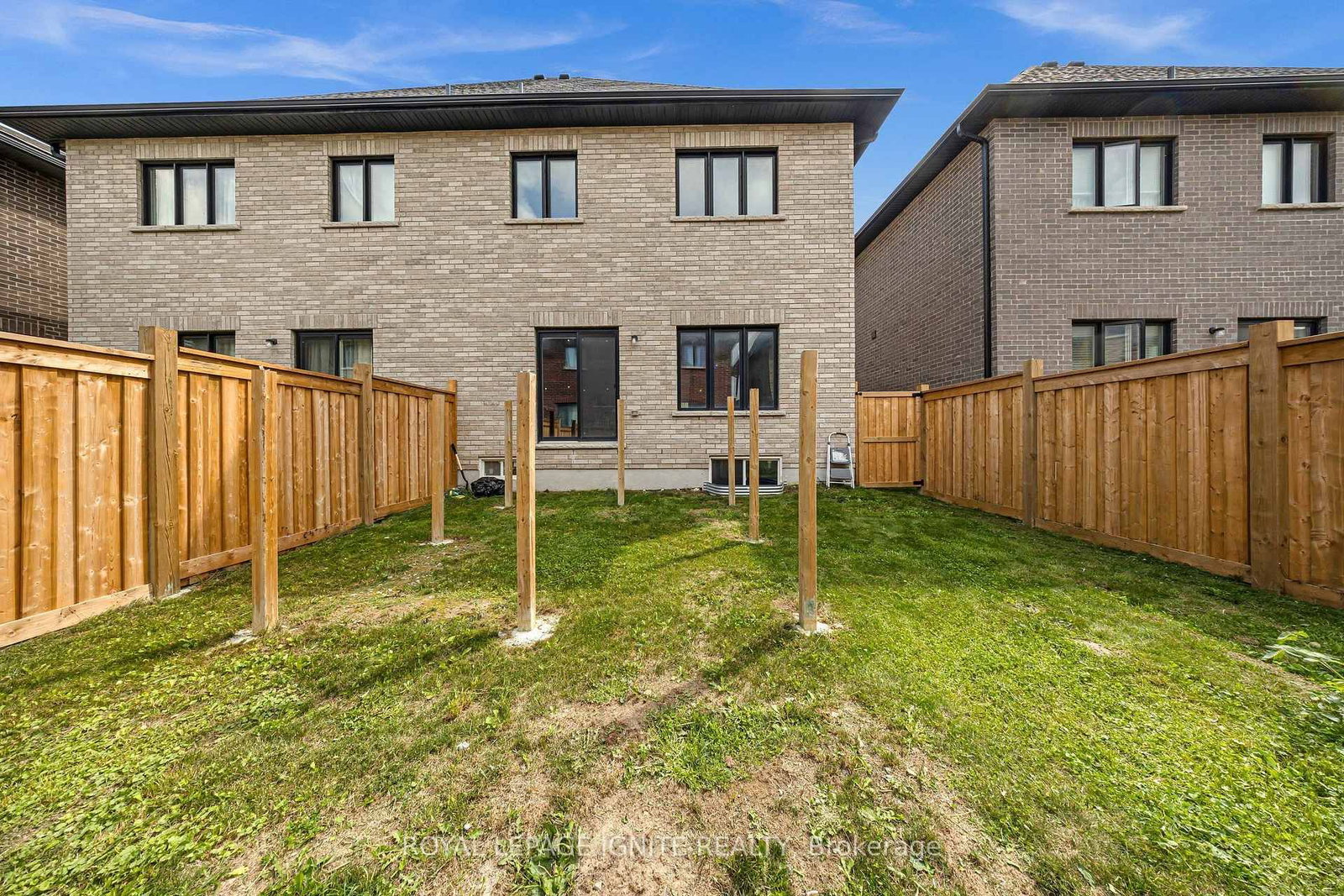 9 Alan Williams Trail • Uxbridge, ON photo 40