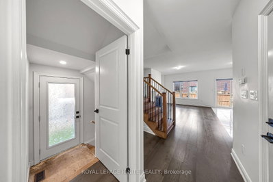 9 Alan Williams Trail • Uxbridge, ON photo 9