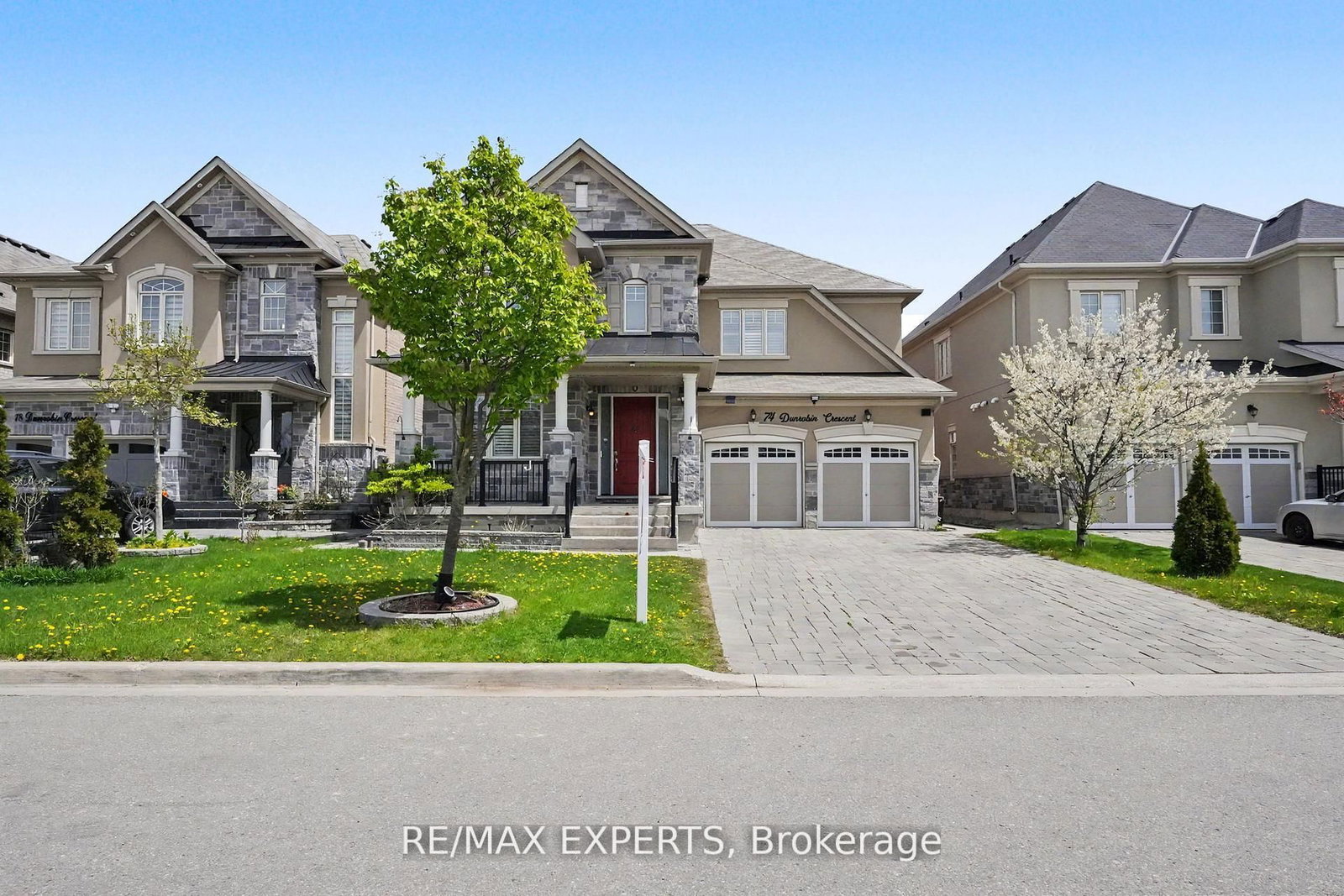 74 Dunrobin Crescent • Vaughan, ON photo 8