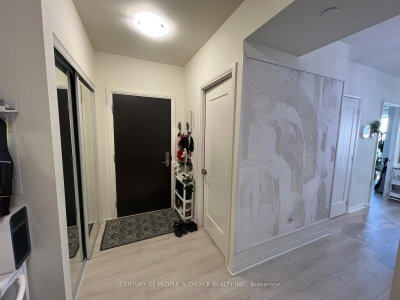 9000 Jane Street • #925 • Vaughan, ON photo 3