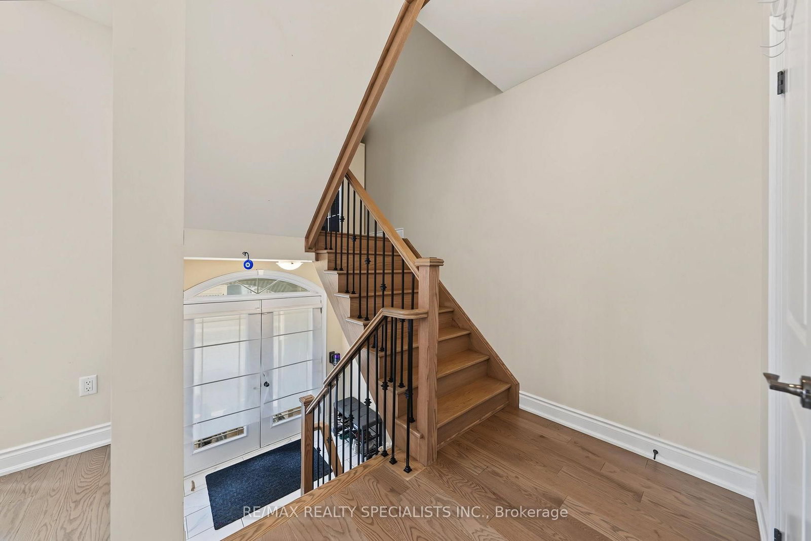 50 Janes Crescent • New Tecumseth, ON photo 8