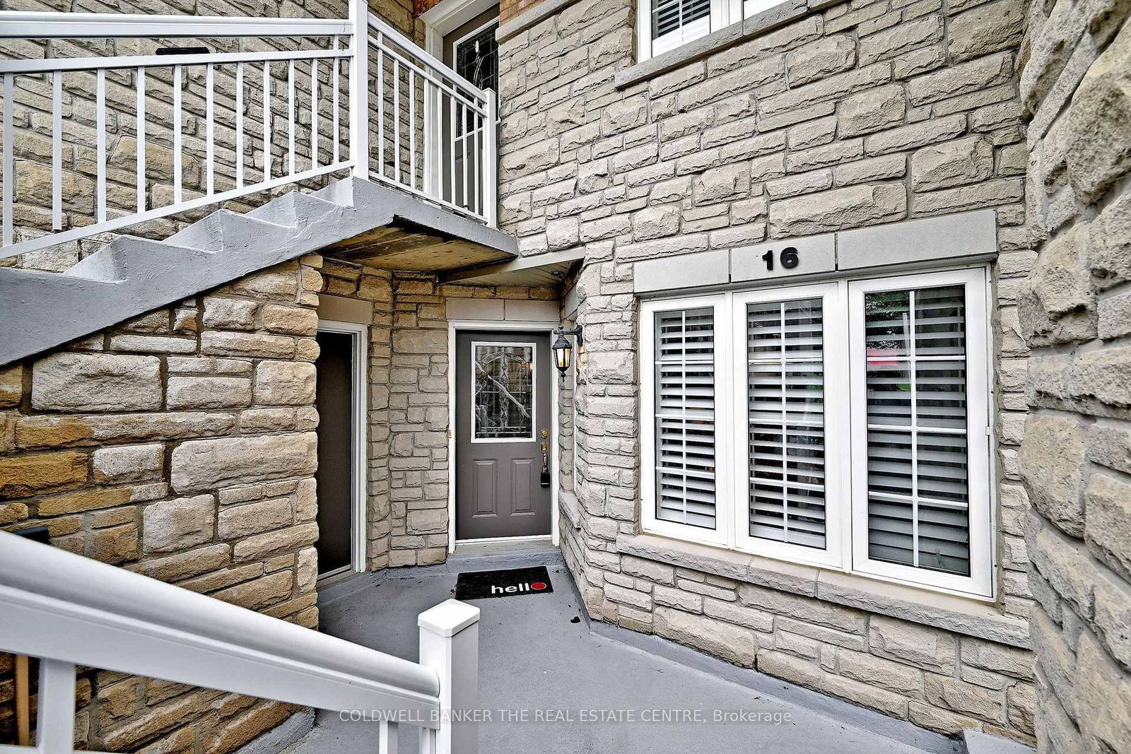 520 Silken Laumann Drive • #16 • Newmarket, ON photo 4