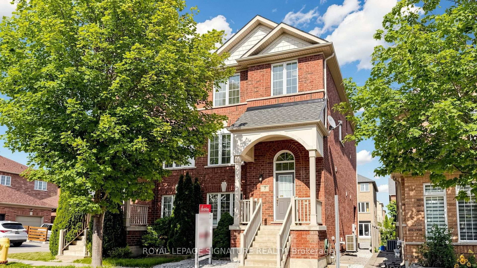 7 Rock Garden Street • Markham, ON photo 1