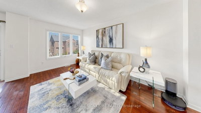 7 Rock Garden Street • Markham, ON photo 6
