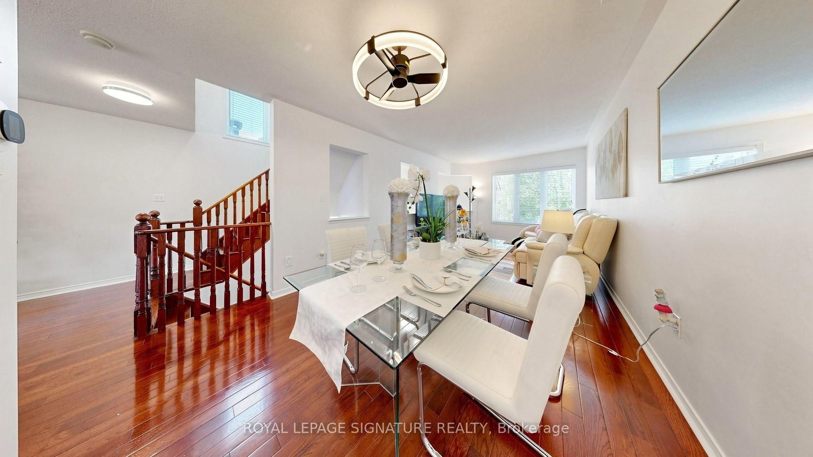 7 Rock Garden Street • Markham, ON photo 8