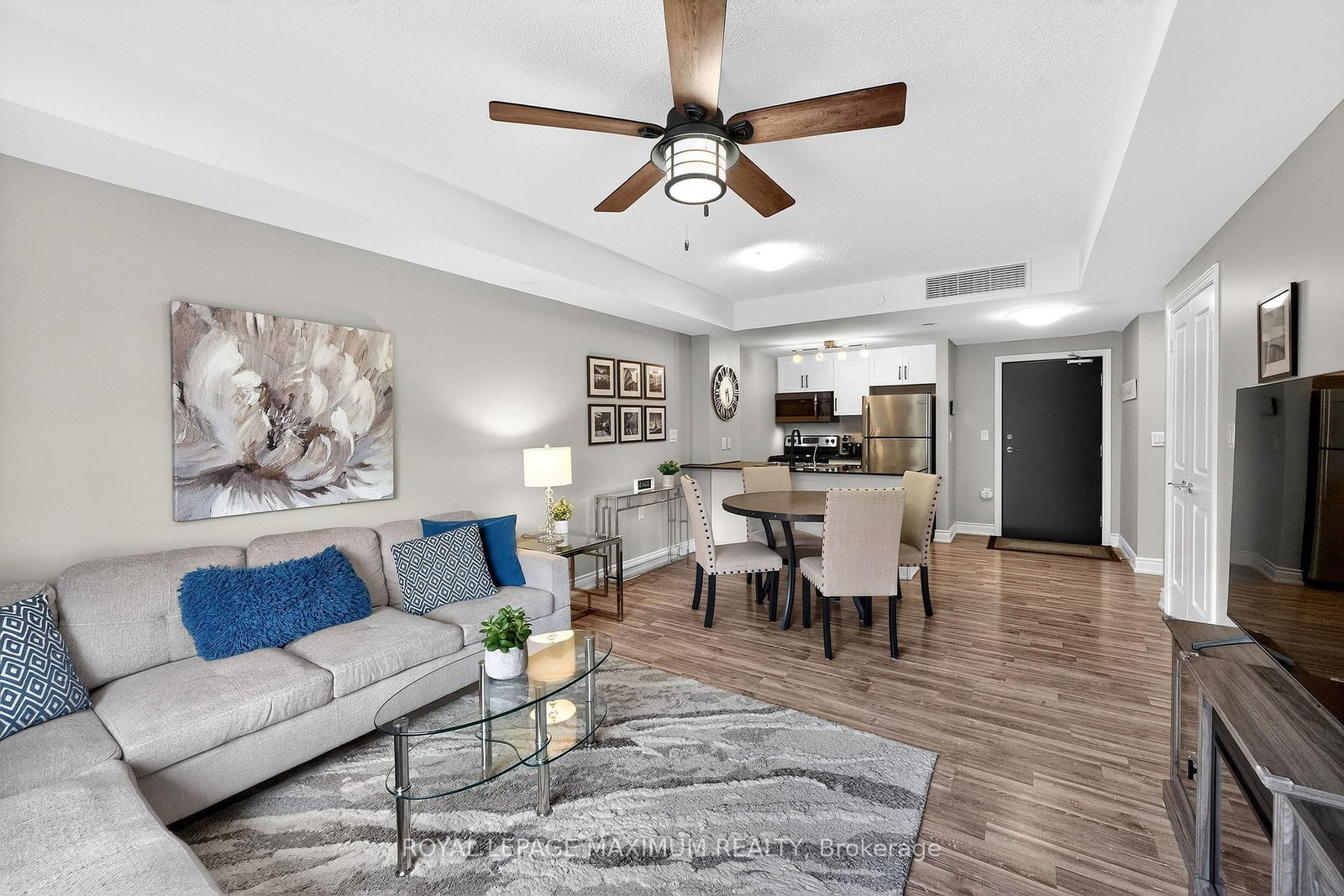 149 Church Street • #209 • King, ON photo 11