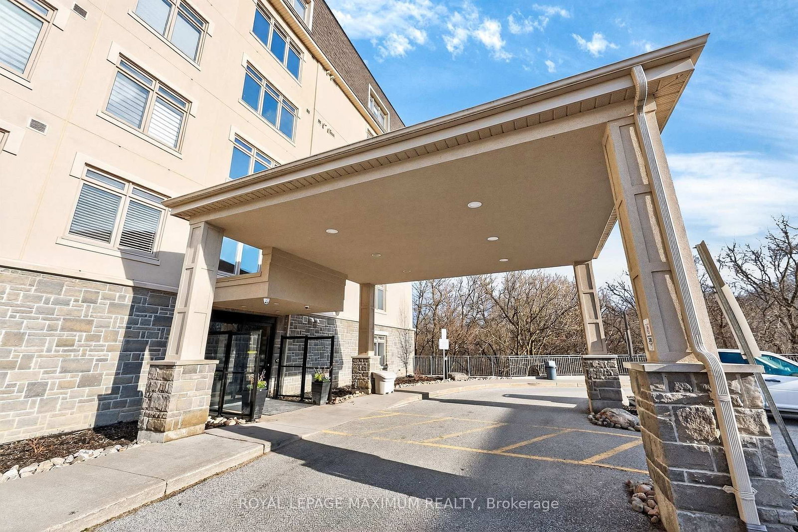 149 Church Street • #209 • King, ON photo 2